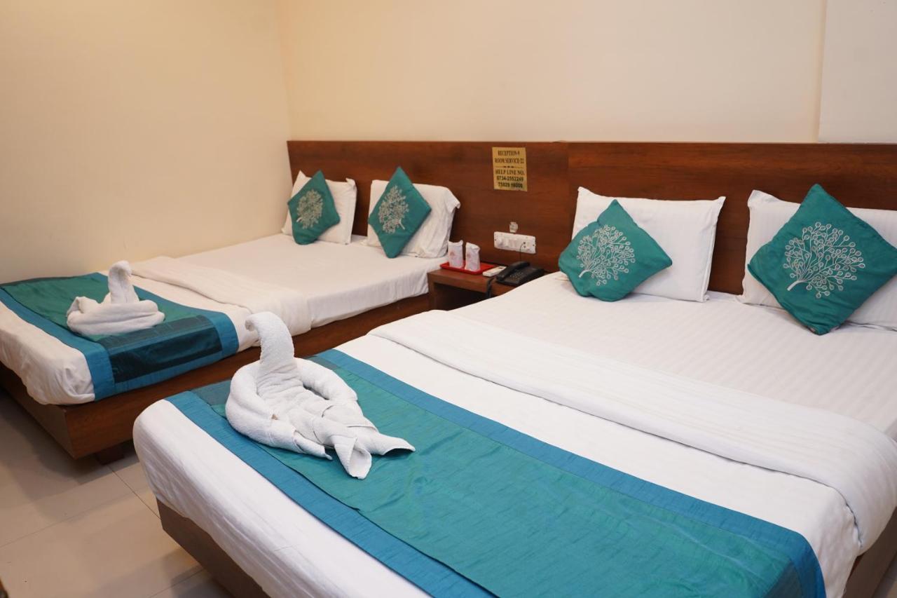 Hotel Satyug Удджайн Экстерьер фото